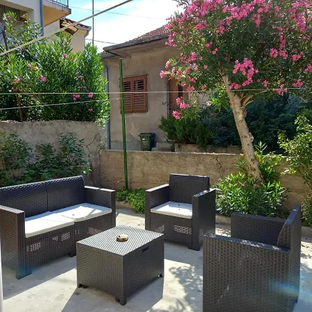 Feriehus Kuca Za Odmor Ljubica Šibenik