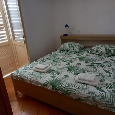 Kuca Za Odmor Ljubica 度假居 希贝尼克